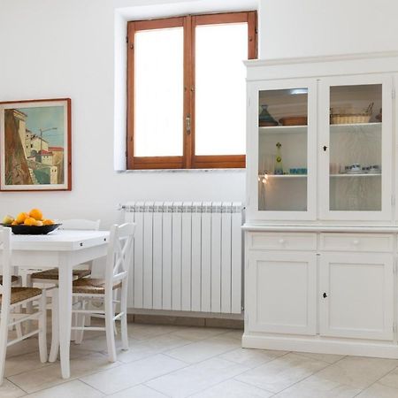 Casa Vacanza Rosy Di Guida Rosy Giungano Bagian luar foto