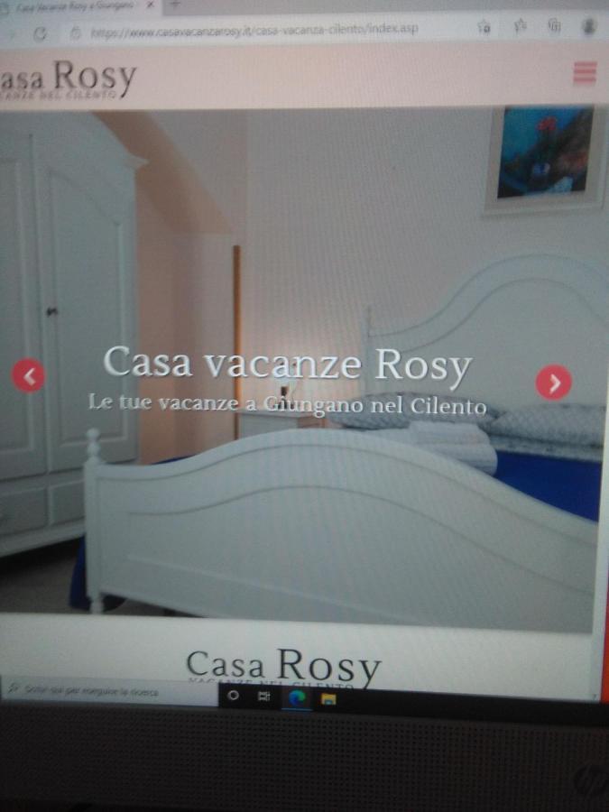 Casa Vacanza Rosy Di Guida Rosy Giungano Bagian luar foto
