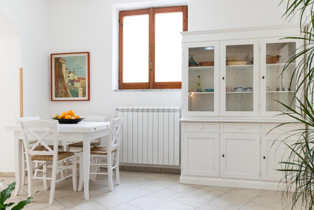 Casa Vacanza Rosy Di Guida Rosy Giungano Bagian luar foto