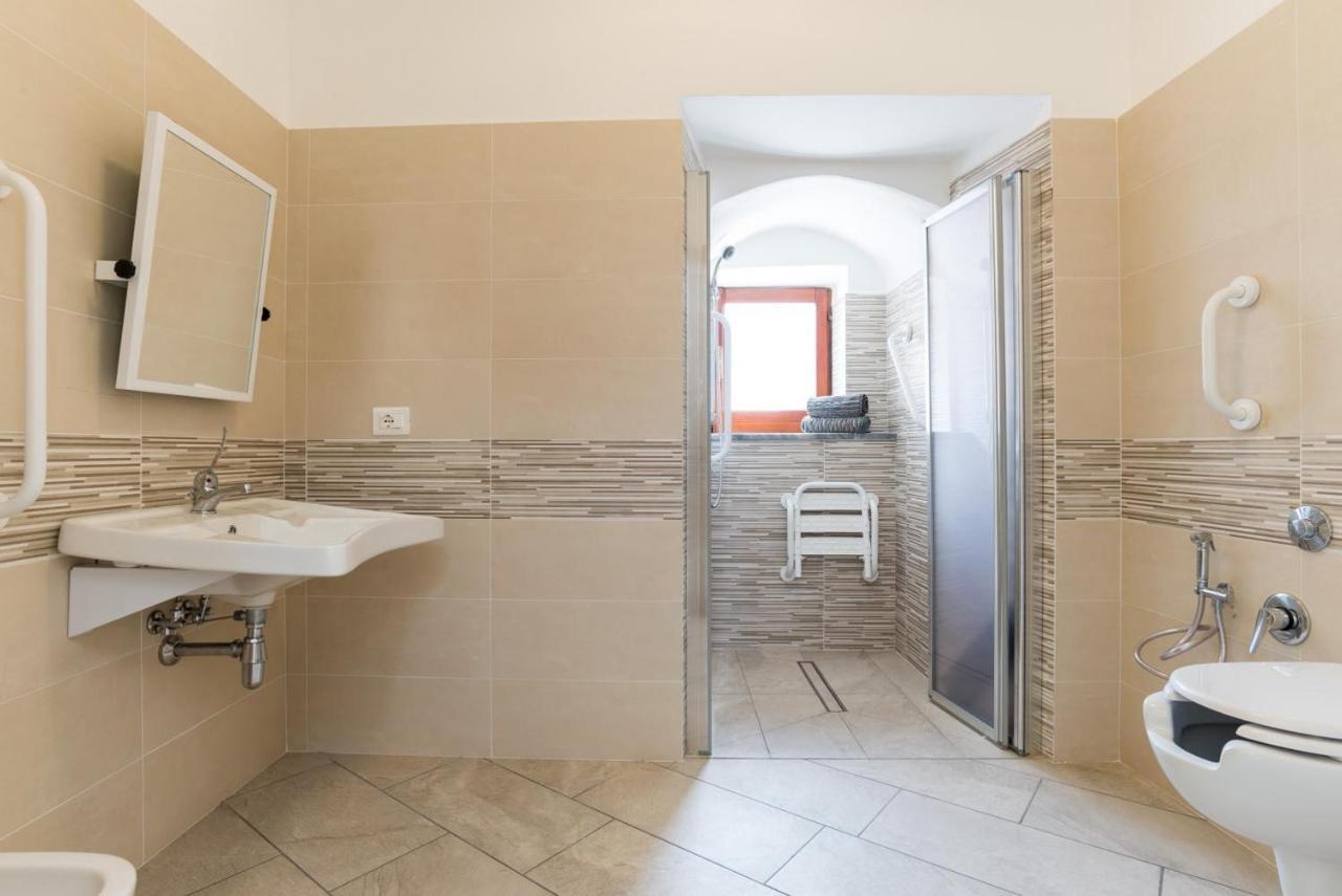 Casa Vacanza Rosy Di Guida Rosy Giungano Bagian luar foto