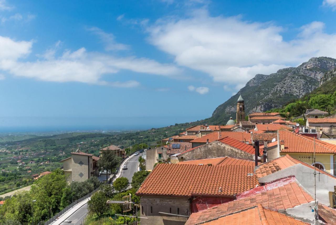 Casa Vacanza Rosy Di Guida Rosy Giungano Bagian luar foto