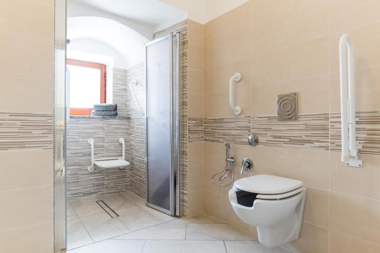 Casa Vacanza Rosy Di Guida Rosy Giungano Bagian luar foto